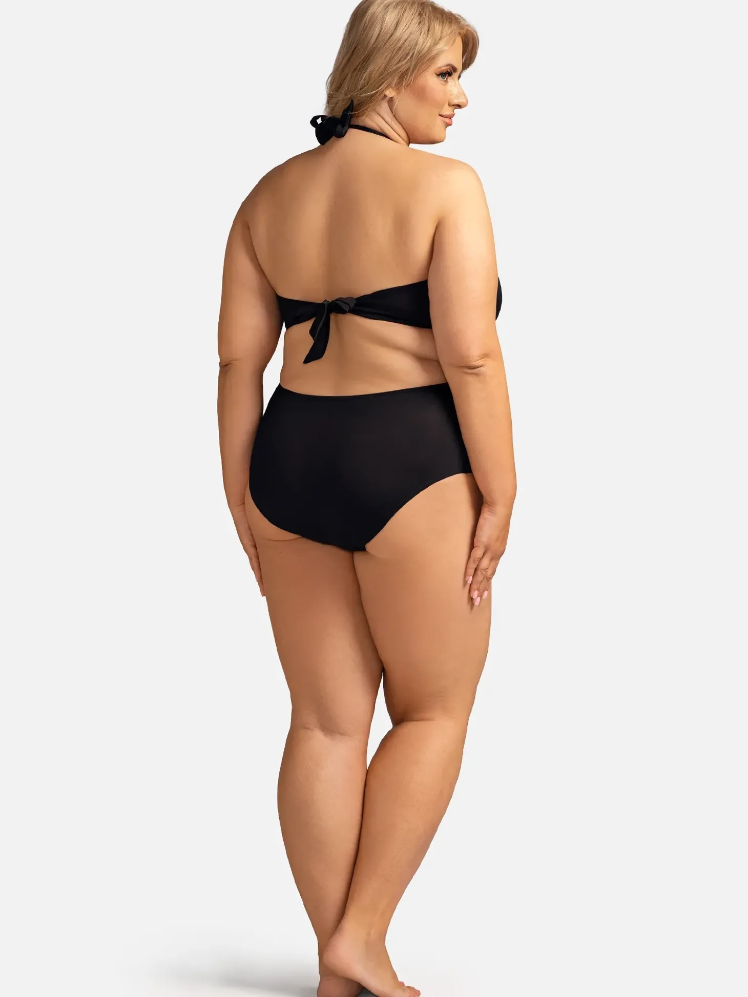 Czarne jednoczęściowe monokini plażowe F233/509